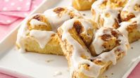 Show someone how much you care with these adorable heart-shaped cinnamon rolls. Made with Pillsbury cinnamon rolls and using an easy-to-follow technique, they are so simple to make! You can have a batch of heart cinnamon rolls ready for breakfast in just 3 steps and 25 minutes. Skip the card this year, these sweet treats say it all.