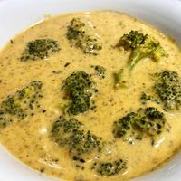 Instant Pot Best Broccoli Cheddar Cheese Soup