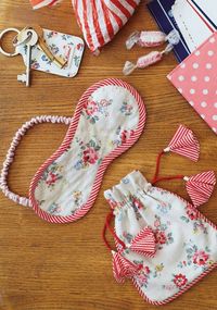 Sleep mask & pouch - free pattern @ Cath Kidston