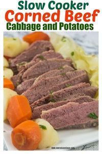 Slow Cooker Corned Beef and Cabbage, an easy and delicious recipe! The corned beef is juicy and flavorful! Slow cooked in beer and spices for a mouthwatering meal! #cornedbeef #slowcookercornedbeef #saintpatricksday #everydayeileen