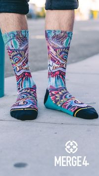 Santa Cruz artist, Mike Espinosa brings the fiery energy with these brand new dragon art socks. Featuring sublimated graphics on a high quality cotton blend, these vibrant unisex crew socks feature elastic arch support, a stay-put cuff and y-heel.