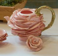 Porcelain Teapot Inspired by the Rose Flower. Modeled and Decorated Entirely by Hand. 20% Gold Decorations. Made to Order. Made in Italy - Etsy