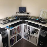 Space saving corner DJ/Music production unit - IKEA Hackers