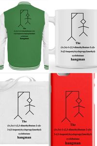 und viele weitere Produkte auf Shirtee.de Dieses lustige Motiv ist auf über 100 verschiedene Produkte druckbar und eignet sich wunderbar als Geschenk für den Chemiker, die Chemikerin, den Chemiestudenten, den chemischen Assistenten und alle, die eine Zuneigung zur Chemie, der IUPAC Nomenklatur, zum Molekül, chemischen Verbindungen und Reaktionen, sowie dem PSE haben. Das witzige Design zeigt eine humorvolle interpretation des Galgenmännchens.