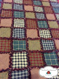 How to Make a Rag Quilt. Diy rag quilt tutorial. Making a rag quilt is a simple project that can be done quickly. If you love to sew, a rag quilt is a great project to make. JuRst follow these simple step by step instructions to make a rag quilt.