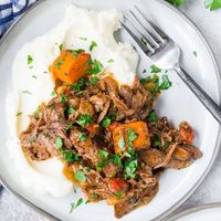 You won't believe how good Italian pot roast is! This slow cooker beef roast is sure to become a family favorite. And it's easy!