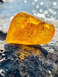 Stone description  : * Stone : Natural Baltic Amber  * Type of Amber : Transparent  * Color of Amber : Honey, Cognac    * Weight : 14,4  g *  Stone dimensions : 4,5  * 3,5 * 1,3cm