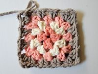 This free crochet granny square blanket pattern is a modified version of the traditional granny pattern. It is a very easy and beginner-friendly crochet pattern. The afghan pattern is simple yet interesting and classic.