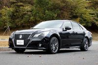 Toyota Crown 2017