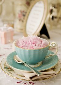 peony in the tea cup