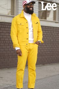 With style steeped in the rich legacy of Lee® and elements from the streetwear that fuels The Hundreds® brand, these carpenter work jeans pants masterfully blends the past and present. It features a relaxed fit and bold color for a statement look. Paired with the yellow jeans and rendered in a regular fit, this yellow chore jacket is just roomy enough for layering all year long. Complete the look with both pieces from the Lee x The Hundreds collection for a one-of-a-kind look.