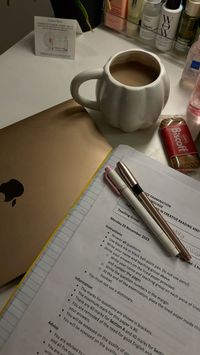 #study #student #revision #cleangirlaesthetic #cleangirl #english #tea #aesthetic#romanticizing