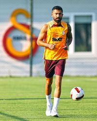 Kerem demirbay