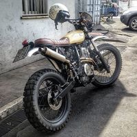 Remember this one? What a beauty! #honda #dominator #nx650 #motorefresh #special #scrambler #moto #instamoto #racing #builtnotbought #smilza #beauty #beast #nofilter #fablife #custom #CustomBikes #customcaferacer #motorcycle #caferacer #caferacerxxx #caferacerofinstagram #builtnotbought #ride #dropmoto