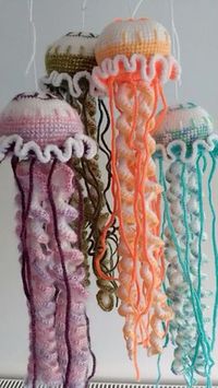 Handmade crochet jelly fish! This item is made to order, so please understand that it can take up to 2 weeks to make. But of course, let me know if it is a rush order and I will do all I can to get it to you in a timely manner!