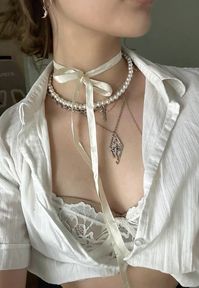 #bows #coquette #coquettestyle #coquetteaesthetic #coquettecockroach #chocker #bras #necklace #necklacesets #necklaceoutfit #outfits #aesthetic