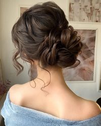 The most romantic bridal hairstyle to get an elegant look