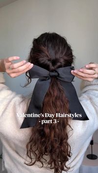 #hairbow #hairtutorials #hairstyles #haircolor #hairstylesforlonghair #longhair #curlyhaircare #curlyhairstyle #wavyhairstyle #coquette #bows #hairaccesories #valentines #valentinesdayhair #datenighthair #datenight #galentines #galentinesday