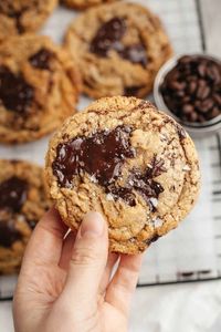 Brown Butter Dark Chocolate Chip Espresso Cookies | Foodtalk