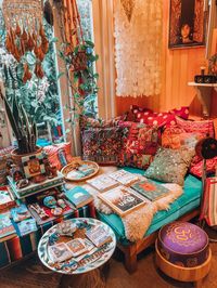 Home decor at its best! Inspiration from the cutest hippie store ever. Let's create your own bohemian abode!