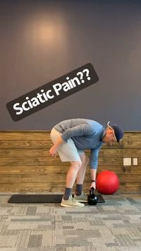 😩Back pain is the worst. It can be very limiting and unsettling.  🔑Sciatica refers to an irritation of the Sciatic Nerve resulting in burning pain and numbness down the leg.  —— 🎯Here are my top 5 things to know when dealing with back pain/sciatica: 1️⃣Progress slowly - (slow and steady improvement is ok) 2️⃣Don’t put yourself in movement jail - (your body needs to move, according to your current capacity) 3️⃣Know that pain in the human body is complex 4️⃣Know that discs heal 5️⃣Having a clear plan is important —— 👍🏽These are some sample exercises that can help you get moving again in a pain free range, after a back injury or sciatic nerve flare up! —- Note: this is not a replacement for an evaluation from a medical professional.