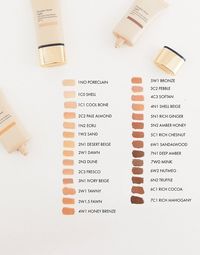 Estée Lauder Double Wear Light Farben, Erfahrungen und Testbericht zur berühmten Foundation. #beautytips #beautymakeup #makeup #bellezza #makeuptips #makeuptutorial