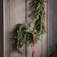 Faux Cedar Garland - Terrain