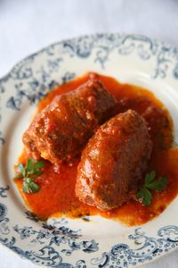 Just wanted to share this delicious recipe from Lidia Bastianich with you - Buon Gusto!
Braised Beef Rolls