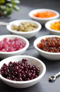 Making these beautiful, glistening, pearls of vegan caviar is quick, easy, inexpensive, and the possibilities are endless. You can make any color or any flavor – sweet or savory – that you like. And most importantly, it’s a blast to create the little pearls, and a fantastic activity to do with kids!