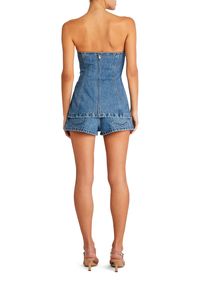 High rise 5-pocket denim shorts with a light wash throughout. Stitched detailing at the hem. 100% Cotton Made in China Model is 5'11" wearing size 24