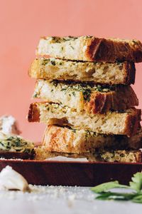 The BEST Vegan Garlic Bread! Buttery, garlicky, toasty, & EASY to prepare! #minimalistbaker #recipe #plantbased #garlicbread