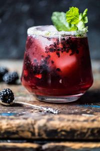 Blackberry Bourbon Smash + Video.