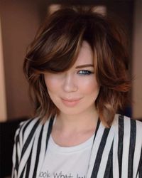 36 Shaggy Bob with Bangs Haircut Ideas for The Modern, Retro Girl