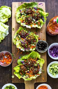 TheGirlOnBloor.com ★Sticky Sriracha Meatball Lettuce Wraps