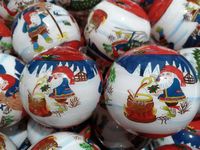 Hand painted inside glass christmas ball Material:glass Specification:2.5” 3” (as per customer’s demand) Origin:Hengshui,Hebei,P.R.China