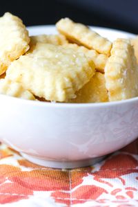 White Cheddar Shortbread | foodnfocus.com