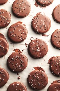 Part cookie, part chocolate bar and all delicious, this easy no-bake treat is even prettier when decorated with silver sprinkles.