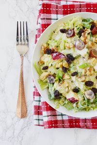 Skinny quinoa waldorf salad (vegan ) ( gluten-free)