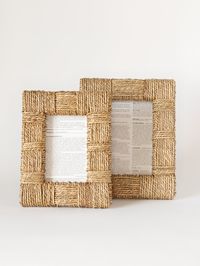 These Seagrass photo frames are perfect for displaying your favorite prints and photos. 4" x 6" or 5" x 7" Stands horizontally/vertically Materials: Seagrass Rope, Wood, and Glass SKU: 2860-7420