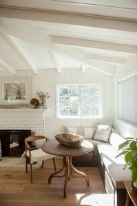 This 1959 California ranch house is graced with abundant natural light and a striking exposed-beam ceiling.