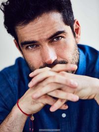 El actor mexicano Poncho Herrera es protagonista de la edición de Septiembre de VIM Magazine