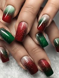 25 Ombre Christmas Nail Designs to Try in 2024 | Sarah Scoop