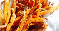 Crispy Oven Baked Sweet Potato Fries http://www.keatseats.com/2017/06/crispy-oven-baked-sweet-potato-fries.html?utm_campaign=coschedule&utm_source=pinterest&utm_medium=Something%20Swanky&utm_content=Crispy%20Oven%20Baked%20Sweet%20Potato%20Fries