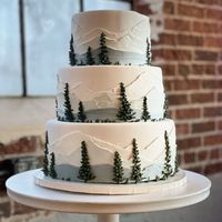 This continues to be one of our most popular designs. I can totally see why!  To sweeten your celebration with a custom cake of your own, you can:  Call 720.270.4042⁠ Text 720.432.6417⁠ DM⁠ Email info@themakery.com⁠ or simply fill out our cake quote inquiry form at the top of the link in our bio. ⁠  For our cake-making friends: Gel paste food color: https://amzn.to/3VDCWZp 12-inch round drum: https://amzn.to/3P6D9BE Fondant: https://amzn.to/3pg3rbd Pearly luster spray: https://amzn.to/42pXw1Y