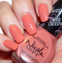 Nicole by OPI Sweet Daisy