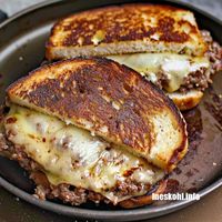 Patty Melts with Secret Sauce