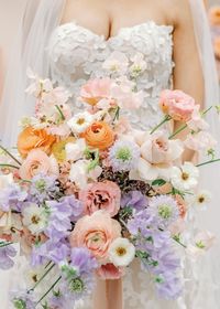 This Peach + Lavender "Retro Chic" Wedding Was A Disco Daydream