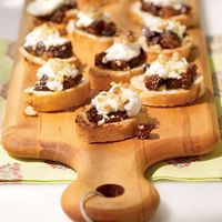 Fig and Goat Cheese Bruschetta