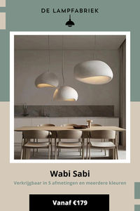 Ervaar de schoonheid van eenvoud met onze Wabi Sabi hanglamp. Dit kunstwerk is ontworpen om niet alleen licht te verspreiden, maar ook een gevoel van rust en natuurlijke elegantie aan elke kamer toe te voegen. Ontdek de kracht van imperfecte perfectie met deze lamp.