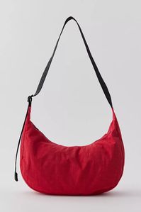 BAGGU Medium Nylon Crescent Bag | Urban Outfitters